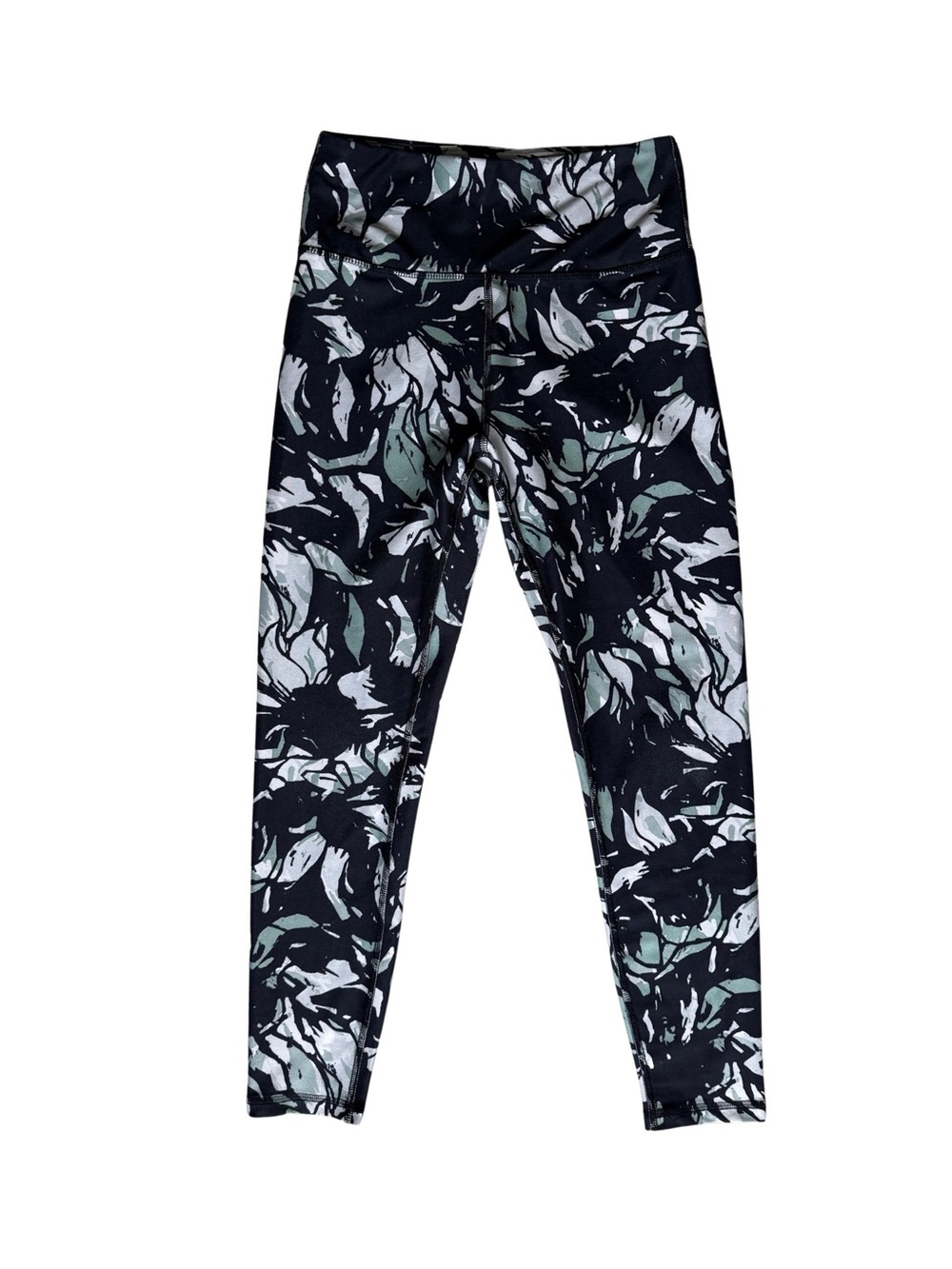 Marika Navy Blue Floral-Print Active Leggings with White Gray and Mint Accents M
